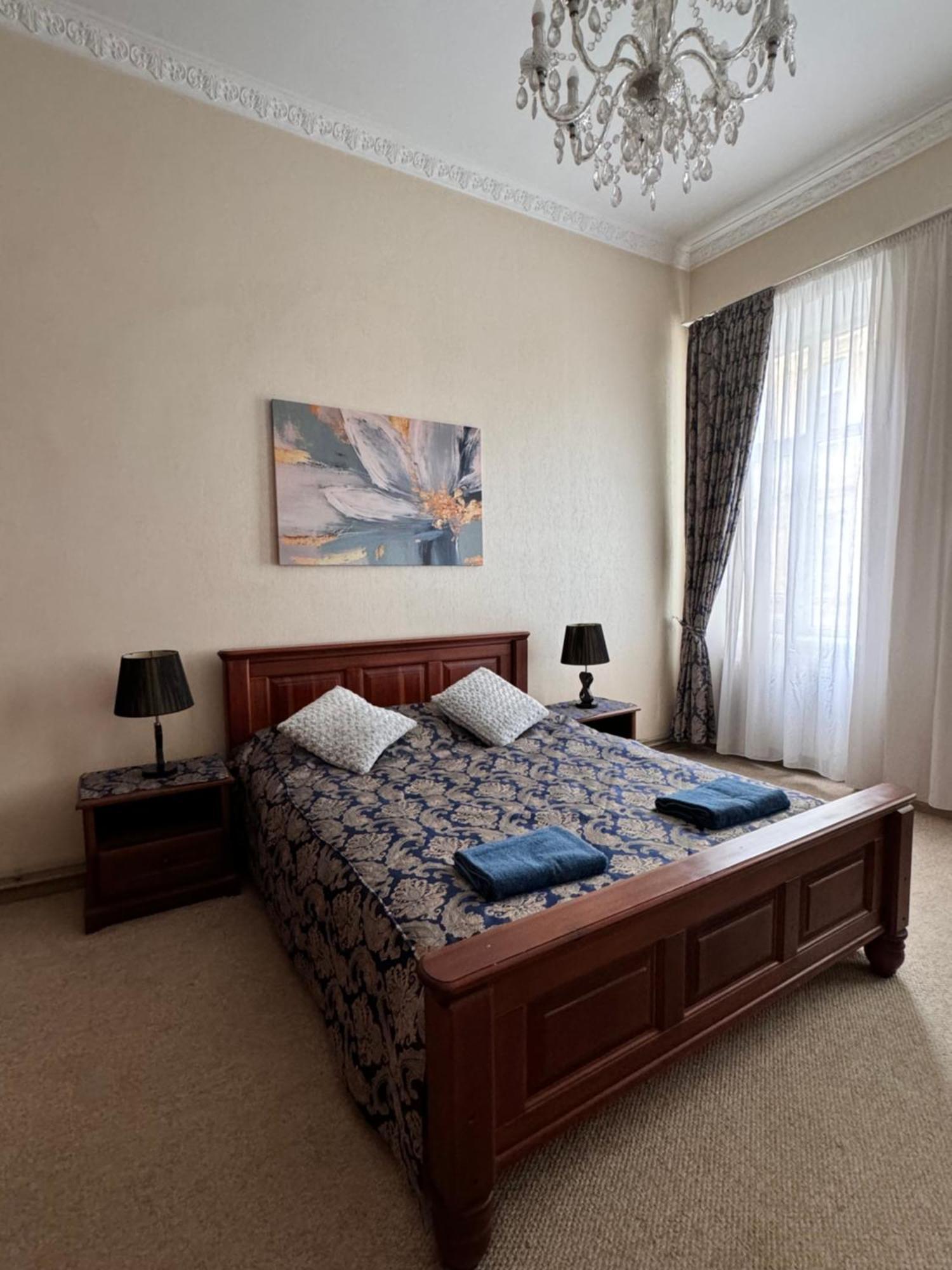 Apartamenty Kulisha 25 ลวีฟ ภายนอก รูปภาพ