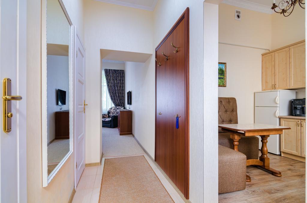 Apartamenty Kulisha 25 ลวีฟ ภายนอก รูปภาพ